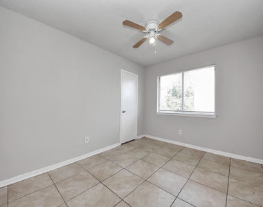 1911 Hammerwood Drive - Photo Thumbnail 24