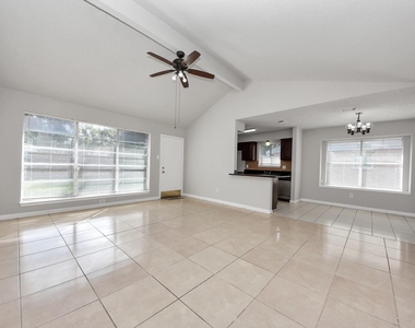 1911 Hammerwood Drive - Photo Thumbnail 8