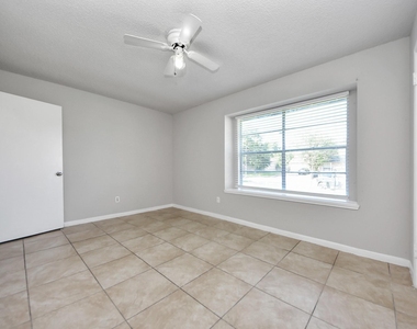 1911 Hammerwood Drive - Photo Thumbnail 23