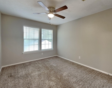 46 Berryfrost Lane - Photo Thumbnail 19