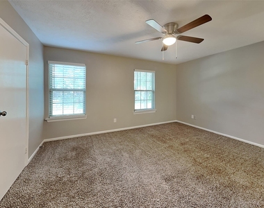 46 Berryfrost Lane - Photo Thumbnail 12