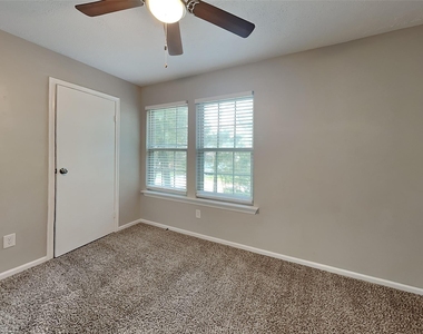 46 Berryfrost Lane - Photo Thumbnail 17