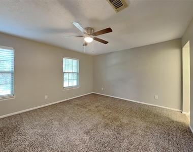 46 Berryfrost Lane - Photo Thumbnail 13