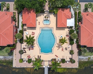 20221 Estero Gardens Circle - Photo Thumbnail 30
