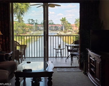 20221 Estero Gardens Circle - Photo Thumbnail 10