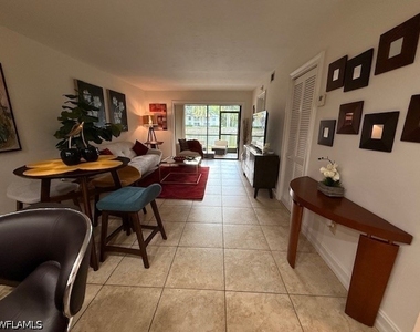 28181 Pine Haven Way - Photo Thumbnail 17