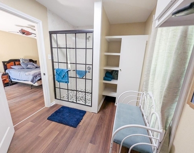 1139 County Rd 403 - Photo Thumbnail 18
