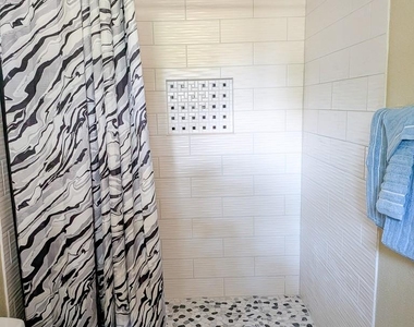 1139 County Rd 403 - Photo Thumbnail 16