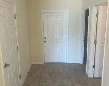 120 Homer Avenue S - Photo Thumbnail 15