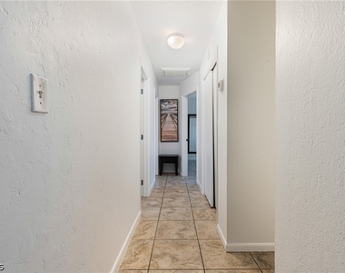 18597 Marco Boulevard - Photo Thumbnail 25