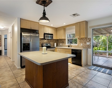 18597 Marco Boulevard - Photo Thumbnail 1