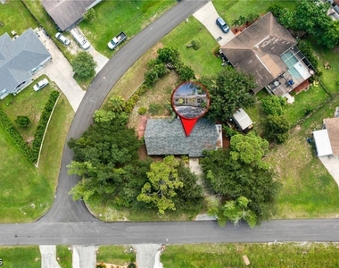 18597 Marco Boulevard - Photo Thumbnail 10