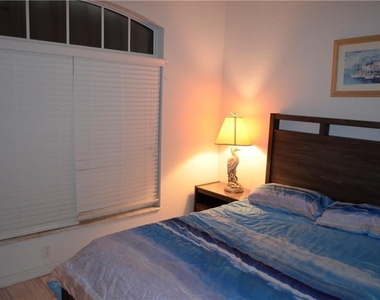 1702 Emerald Cove Drive - Photo Thumbnail 11