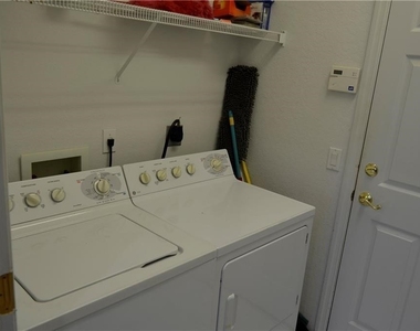 1702 Emerald Cove Drive - Photo Thumbnail 14