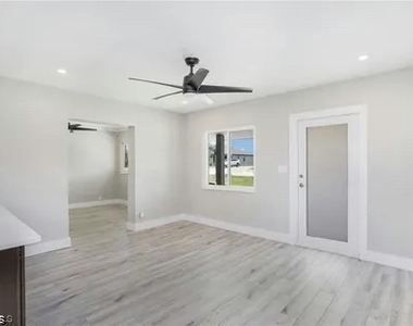 1144 Donald Road - Photo Thumbnail 5