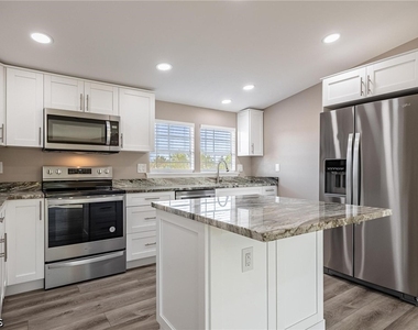 17700 Pronghorn Street - Photo Thumbnail 11