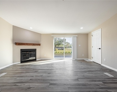 17700 Pronghorn Street - Photo Thumbnail 4