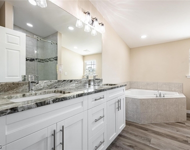 17700 Pronghorn Street - Photo Thumbnail 16