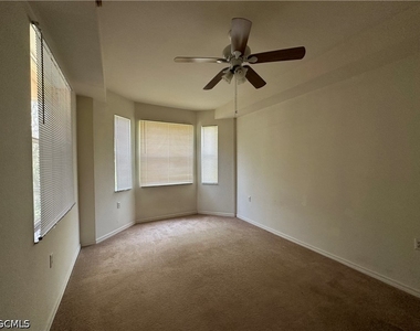 8341 Whiskey Preserve Circle - Photo Thumbnail 14