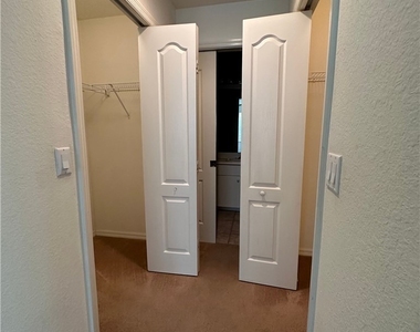 8341 Whiskey Preserve Circle - Photo Thumbnail 19