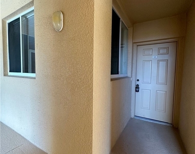 8341 Whiskey Preserve Circle - Photo Thumbnail 20