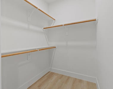201 S 2nd Street - Photo Thumbnail 15