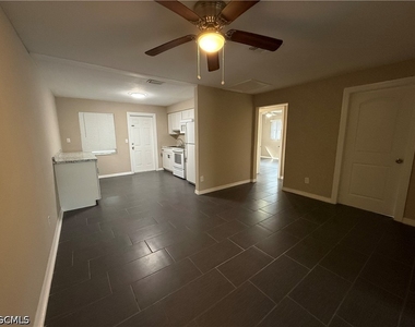 329 Tudor Drive - Photo Thumbnail 11