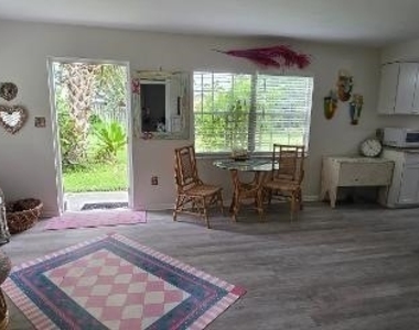 823 Courtington Lane - Photo Thumbnail 1
