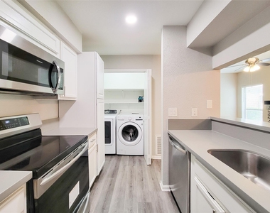 8299 Cambridge Street - Photo Thumbnail 15