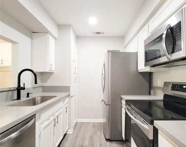 8299 Cambridge Street - Photo Thumbnail 12