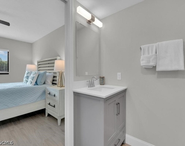 16380 Dublin Circle - Photo Thumbnail 12