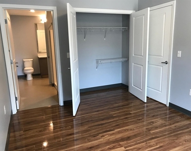 52 East Ridge - Photo Thumbnail 14
