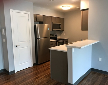 52 East Ridge - Photo Thumbnail 6