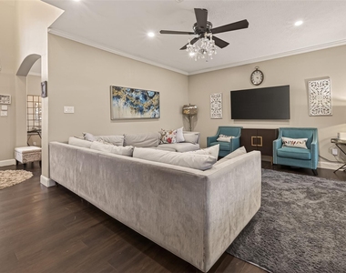 3611 Stacy Park Circle - Photo Thumbnail 10