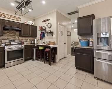 3611 Stacy Park Circle - Photo Thumbnail 16