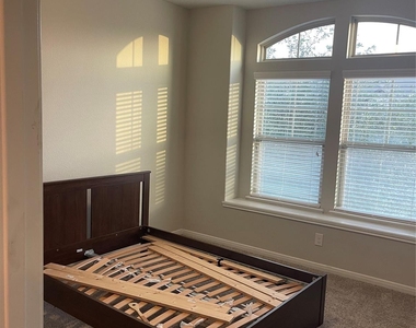 3417 Harvest Meadow Lane - Photo Thumbnail 14