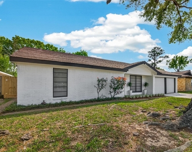 5523 Kuldell Drive - Photo Thumbnail 2