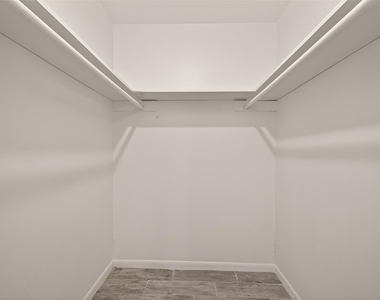5523 Kuldell Drive - Photo Thumbnail 40
