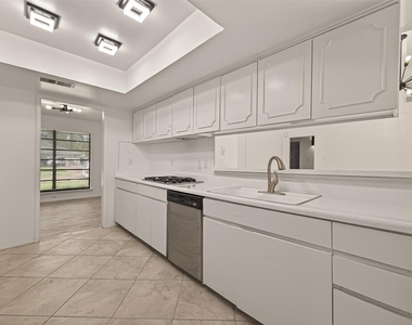 5523 Kuldell Drive - Photo Thumbnail 14