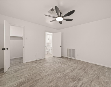 5523 Kuldell Drive - Photo Thumbnail 35