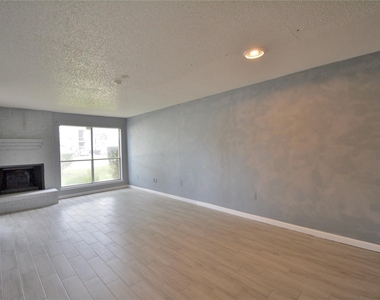260 El Dorado Boulevard - Photo Thumbnail 2