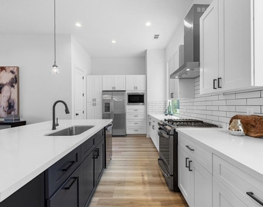 5904 Val Verde Street - Photo Thumbnail 10