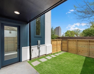 5904 Val Verde Street - Photo Thumbnail 27