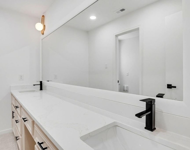 17807 Asphodel Lane - Photo Thumbnail 32