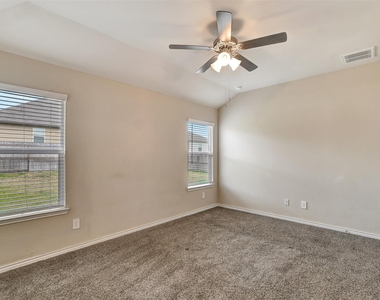 1006 Fannin Street - Photo Thumbnail 13