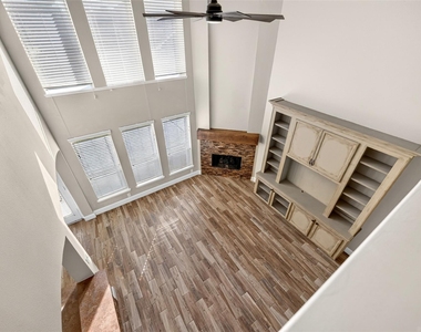 7603 Kenmark Court - Photo Thumbnail 28
