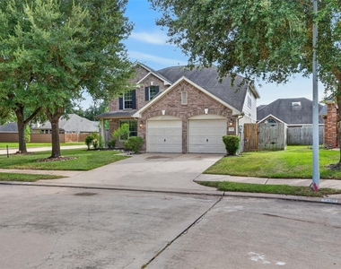 7603 Kenmark Court - Photo Thumbnail 2