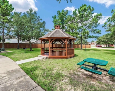 7603 Kenmark Court - Photo Thumbnail 42