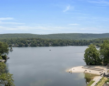 358 Lakeview - Photo Thumbnail 36