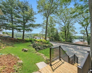 358 Lakeview - Photo Thumbnail 26